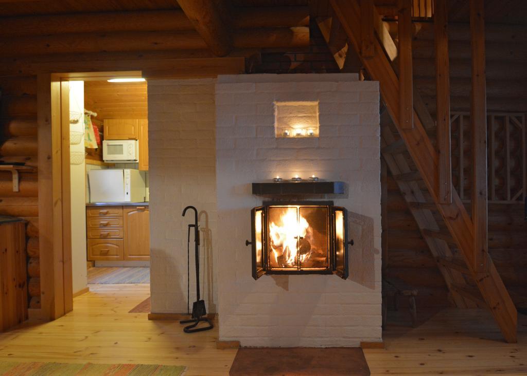 Lomapesae Cottages Pertunmaa Oda fotoğraf