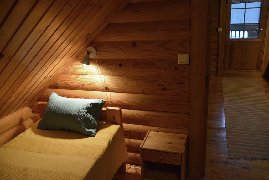 Lomapesae Cottages Pertunmaa Oda fotoğraf